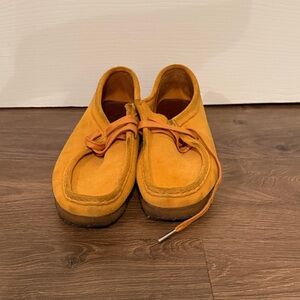 Clarks women’s Mustard Loafers